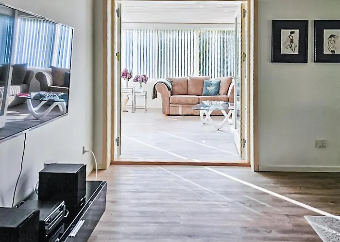 2 Bedroom Awesome In