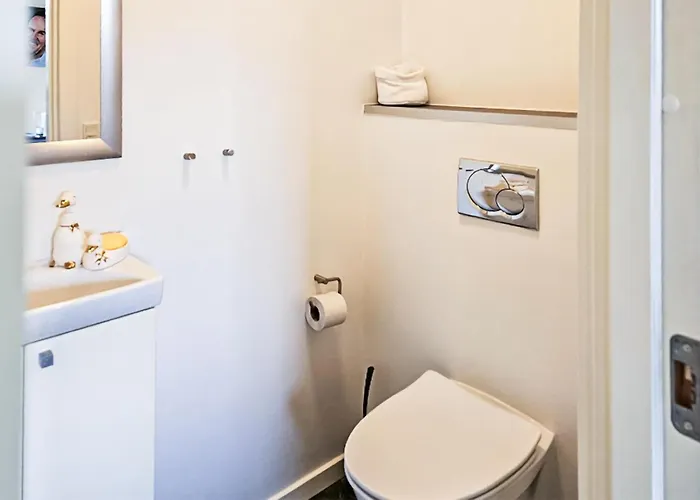 2 Bedroom Awesome In